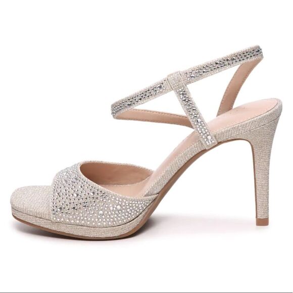 ✨Kelly & Katie Sparkling Princess Heels✨ - Picture 3 of 16